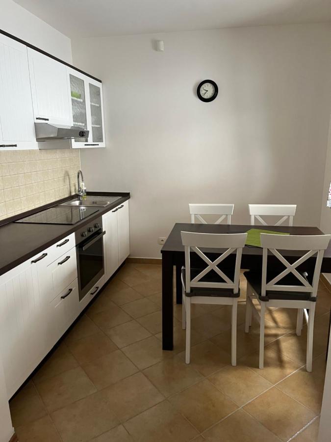 Apartman Viktoria 5 ルジョムベロク エクステリア 写真